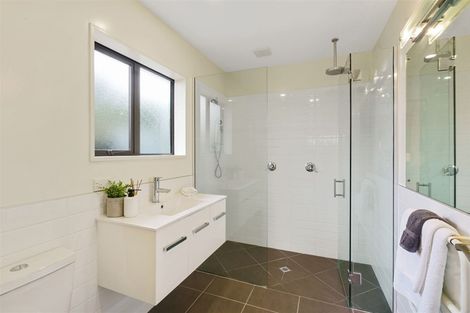 Photo of property in 41 Pentonville Close, Westmorland, Christchurch, 8025