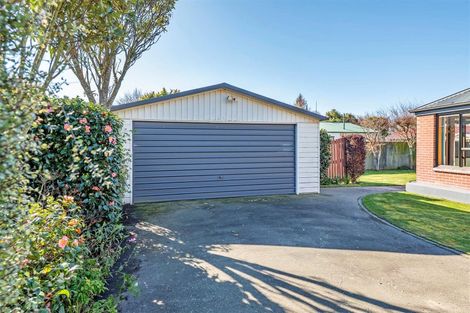 Photo of property in 27 Lochee Road, Upper Riccarton, Christchurch, 8041