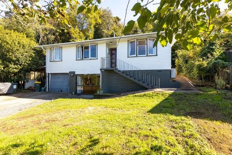 Photo of property in 16 Regent Place, Blagdon, New Plymouth, 4310