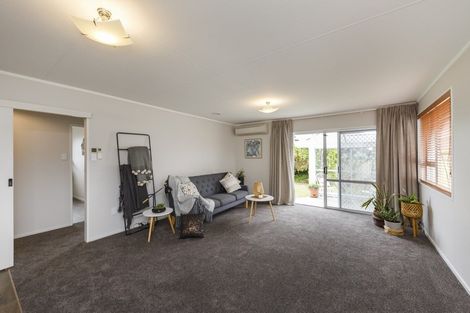 Photo of property in 11b Terry Crescent, Milson, Palmerston North, 4414