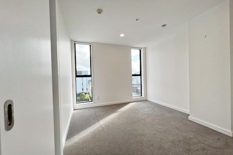 Photo of property in 401/19 Rawene Road, Birkenhead, Auckland, 0626