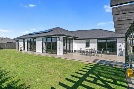 Photo of property in 27 Vercoe Crescent, Morrinsville, 3300