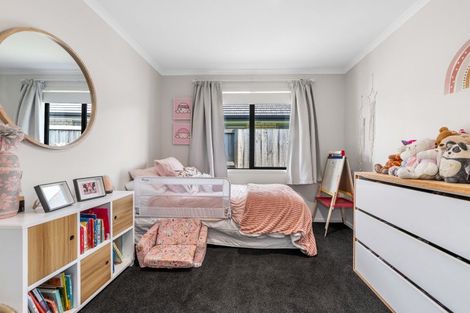 Photo of property in 1 Fearnley Grove, Pyes Pa, Tauranga, 3112