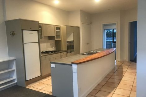 Photo of property in 2/28 Hobson Street, Thorndon, Wellington, 6011