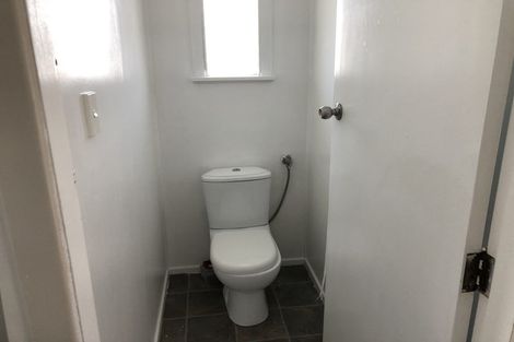 Photo of property in 1 Surrey Street, Manurewa, Auckland, 2102