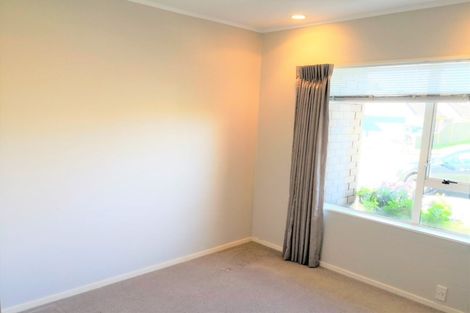 Photo of property in 1/39 Tarnica Road, Northpark, Auckland, 2013