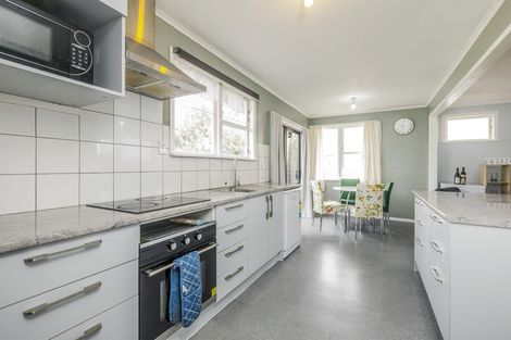 Photo of property in 13 Sandra Avenue, Otara, Auckland, 2023