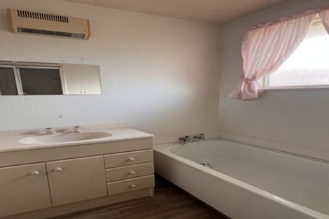 Photo of property in 39 Moore Street, Rolleston, 7614