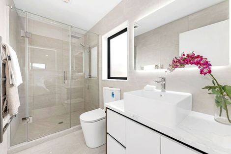 Photo of property in 32 Adamson Road, Flat Bush, Auckland, 2019