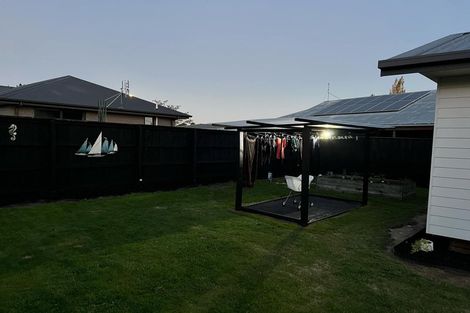 Photo of property in 28 Railway Terrace East, Glentunnel, Sheffield, 7673