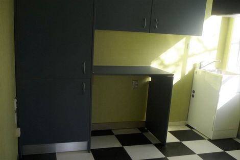 Photo of property in 6 Peace Avenue, Moturoa, New Plymouth, 4310