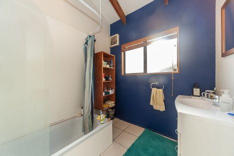 Photo of property in 42a Monorgan Road, Strathmore Park, Wellington, 6022