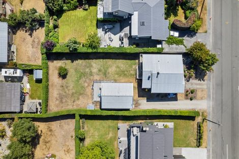 Photo of property in 135 Upton Street, Wanaka, 9305