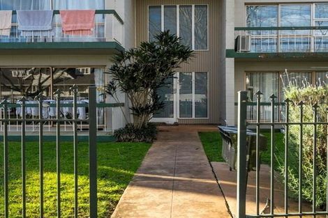 Photo of property in 4/7 Inverary Avenue, Epsom, Auckland, 1023