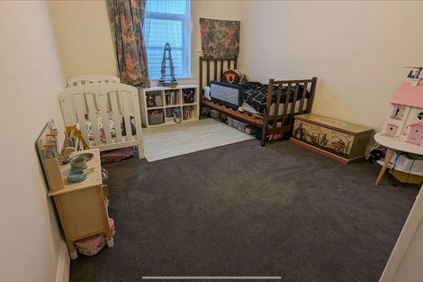 Photo of property in 123 Onepu Road, Lyall Bay, Wellington, 6022