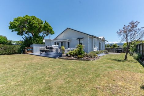 Photo of property in 9 Garrison Street, Carterton, 5713