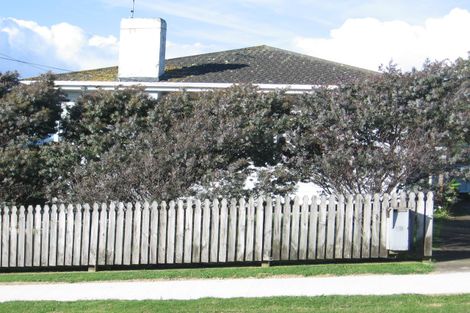 Photo of property in 59 Pikarere Street, Titahi Bay, Porirua, 5022