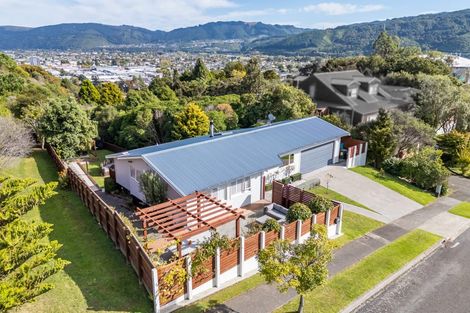 Photo of property in 10 Seymour Grove, Kingsley Heights, Upper Hutt, 5018