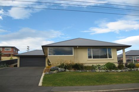 Photo of property in 469a East Coast Road, Murrays Bay, Auckland, 0630
