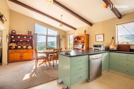 Photo of property in 60 Marion Street, Macandrew Bay, Dunedin, 9014