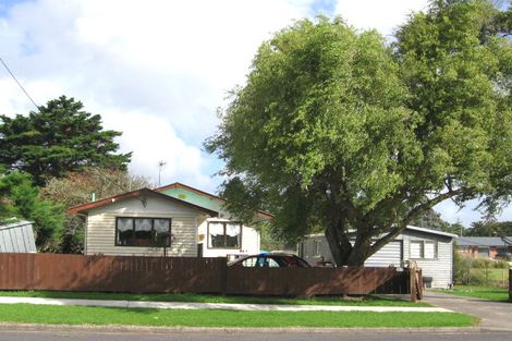 Photo of property in 14 Robertson Road, Ranui, Auckland, 0612