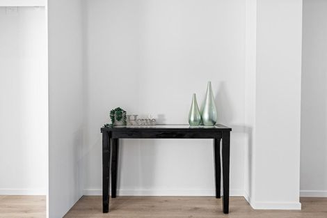 Photo of property in 6d Buisson Glade, West Harbour, Auckland, 0618