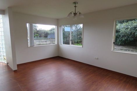 Photo of property in 19 Cutfield Road, New Plymouth, 4310