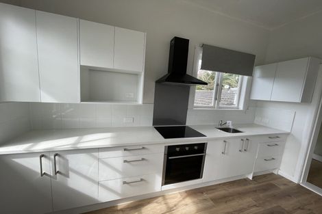 Photo of property in 9 Akarana Avenue, Mount Roskill, Auckland, 1041