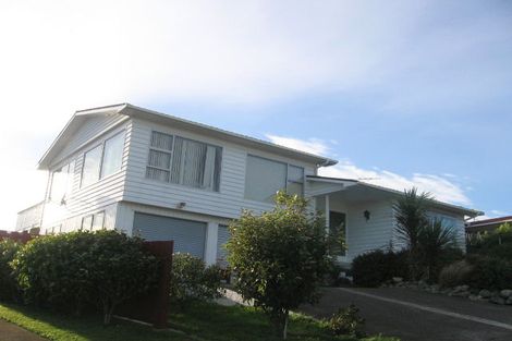 Photo of property in 43 Eskdale Road, Papakowhai, Porirua, 5024