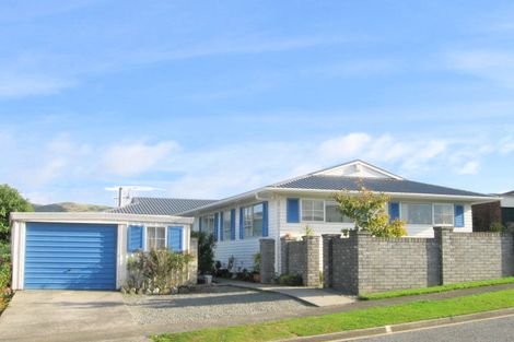 Photo of property in 9 Taieri Crescent, Kelson, Lower Hutt, 5010