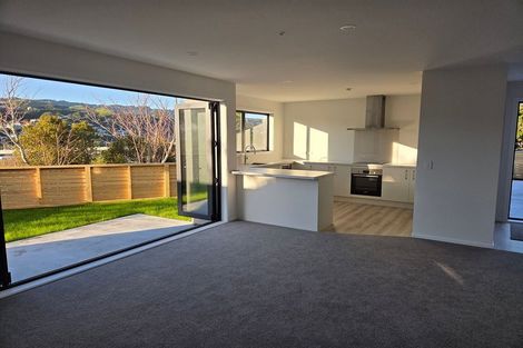 Photo of property in 235 Main Road, Tawa, Wellington, 5028