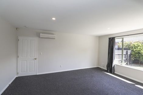Photo of property in 2 Rue De La Mare, Parklands, Christchurch, 8083