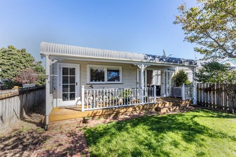 Photo of property in 51 Rex Street, Miramar, Wellington, 6022