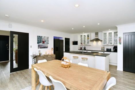 Photo of property in 34 Oxford Road, Rangiora, 7400