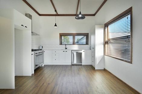 Photo of property in 817 Lyell Street, Akina, Hastings, 4122