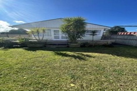 Photo of property in 14a Albert Road, Kelston, Auckland, 0602