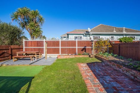 Photo of property in 39 Humber Street, Island Bay, Wellington, 6023