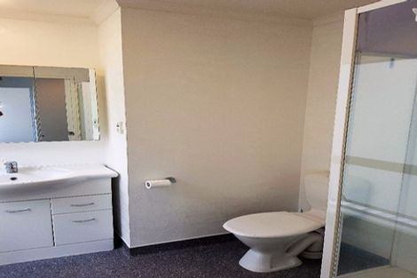 Photo of property in Terrace Heights Apartments, 10e/163 The Terrace, Wellington Central, Wellington, 6011