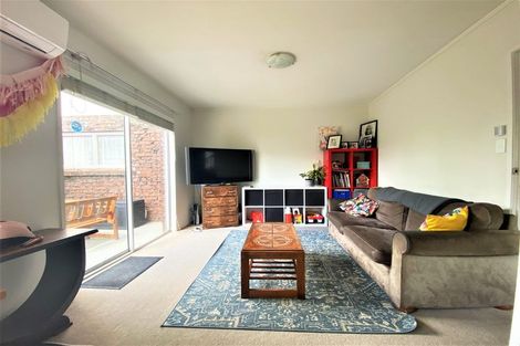 Photo of property in 3/57 Aroha Avenue, Sandringham, Auckland, 1025