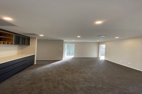 Photo of property in 5 Bendridge Street, Flat Bush, Auckland, 2019