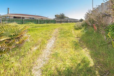 Photo of property in 49 Rangiora Street, Castlecliff, Whanganui, 4501