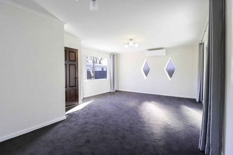 Photo of property in 9 Rolleston Street, Hokowhitu, Palmerston North, 4410