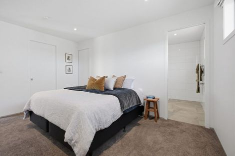 Photo of property in 21 Hine Street, New Plymouth, 4310