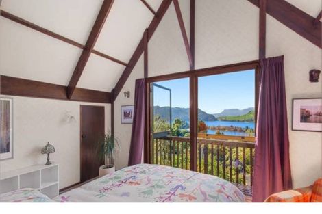 Photo of property in 3 Ridge Road, Lake Okareka, Rotorua, 3076