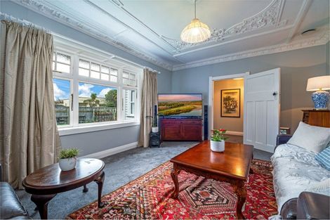 Photo of property in 51 Burns Avenue, Takaro, Palmerston North, 4412