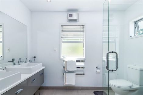 Photo of property in 47 Shalamar Drive, Cashmere, Christchurch, 8022