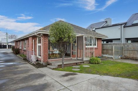 Photo of property in 2/25 Hills Road, Edgeware, Christchurch, 8013
