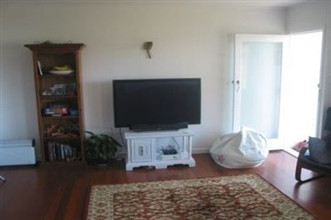 Photo of property in 4/54 Richards Avenue, Forrest Hill, Auckland, 0620