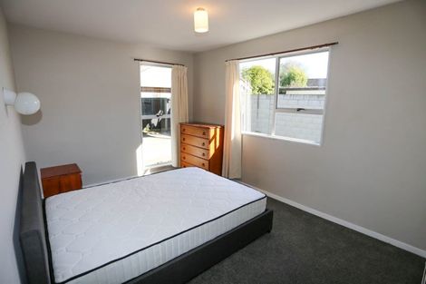 Photo of property in 103b Fendalton Road, Fendalton, Christchurch, 8014