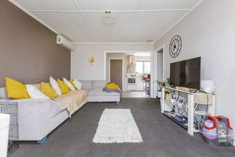 Photo of property in 1/65 Cambridge Terrace, Papatoetoe, Auckland, 2025